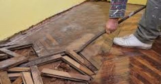Демонтаж пола в квартире в Кыштыме - Стоимость от 526 рублей | Сварной-Кшт